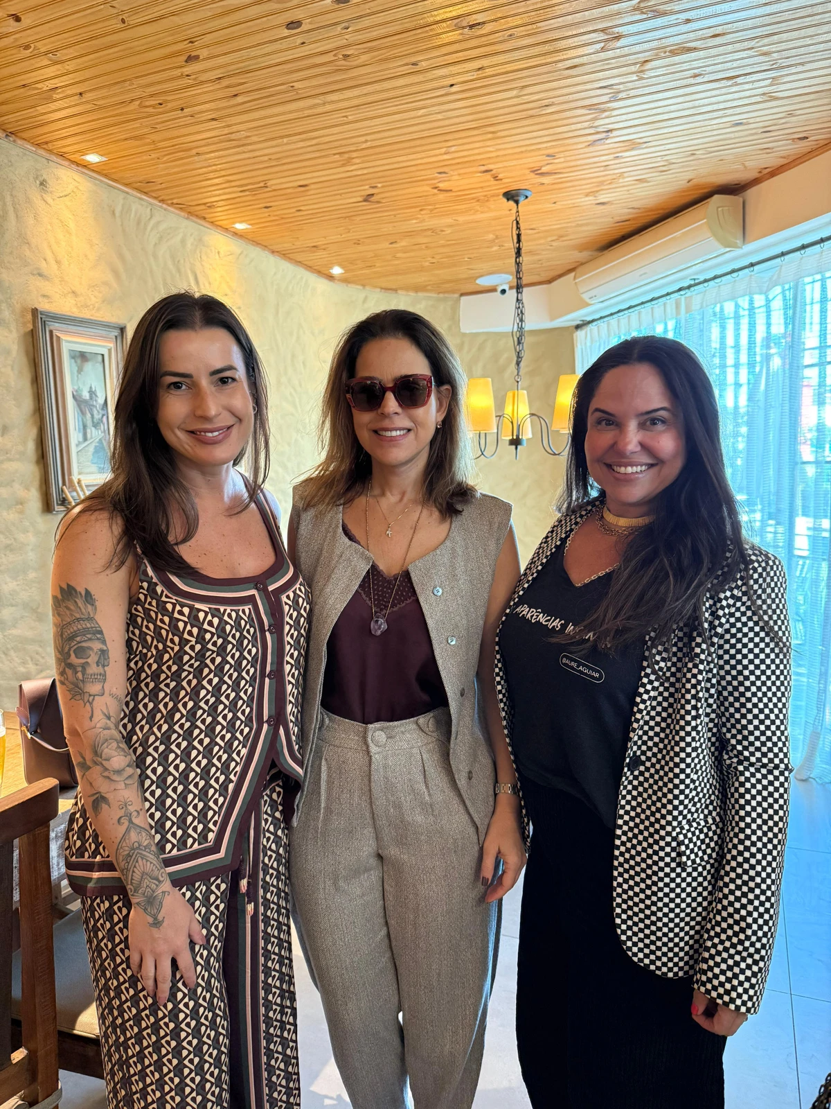 Suellen Mauro, Flávia Abaurre e Tatiana Coutinho