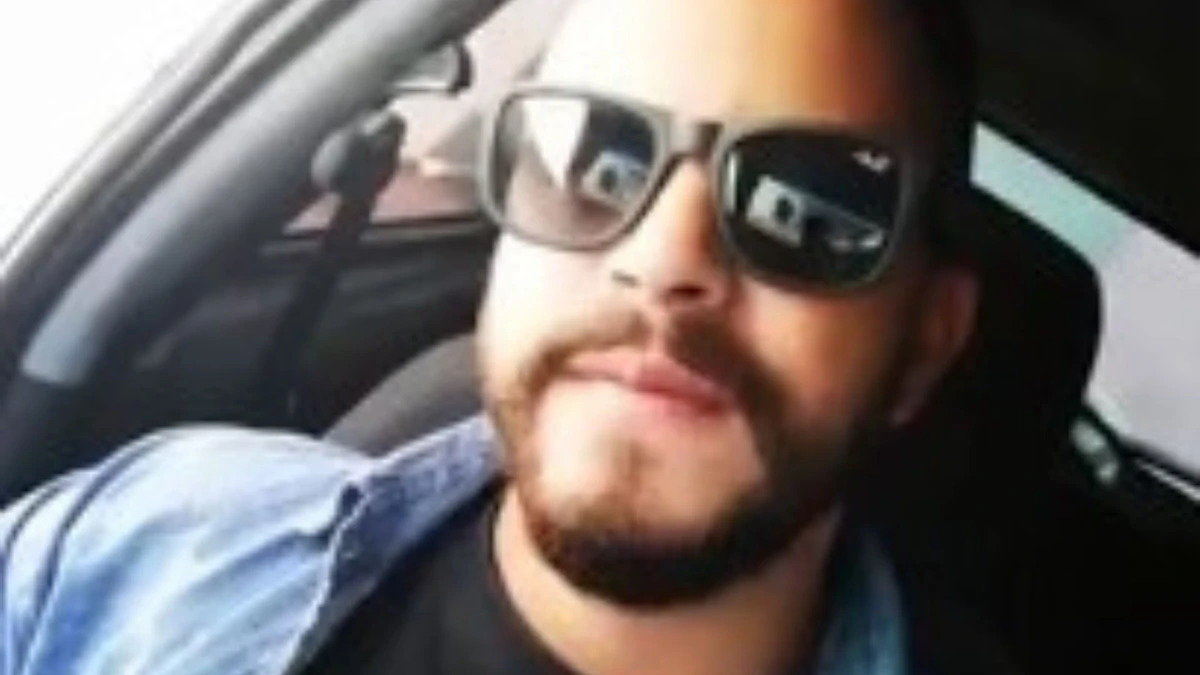 Comerciante Edjhones Alves da Silva foi morto a tiros em Porto Seguro, na Bahia