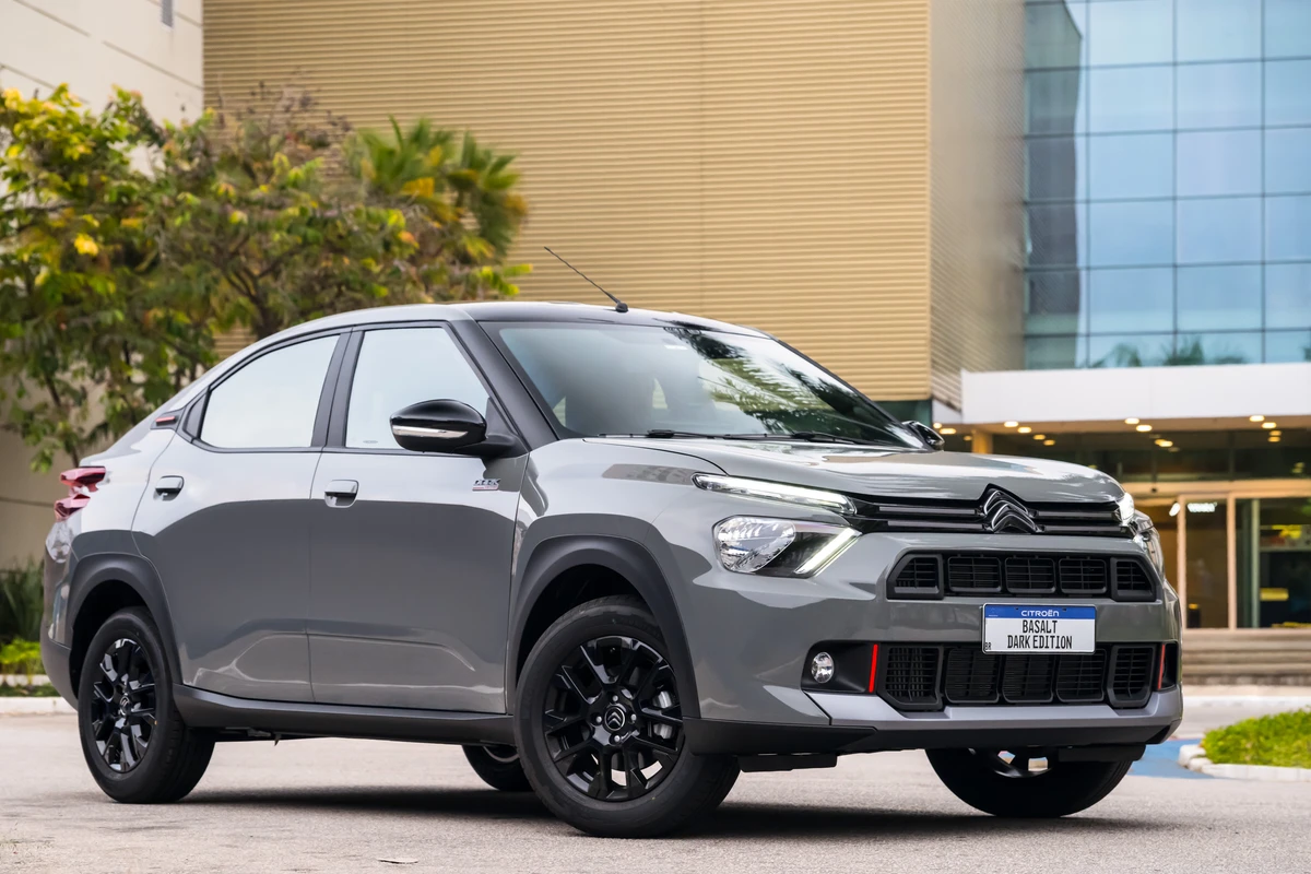 Citroën Basalt Dark