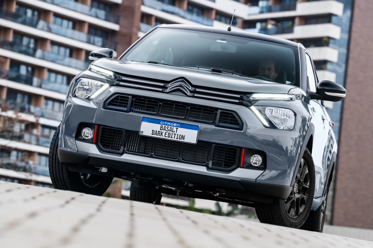 Citroën Basalt Dark