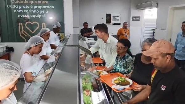 Reinauguração do Restaurante Popular de Vitória