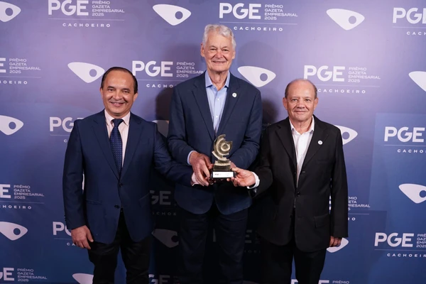 Hifa (Hospital Infantil): Jailton Pedroso, Winston Roberto e José Clara