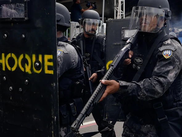 Desfile do 7 de Setembro na Avenida Beira-Mar, em Vitória por Fernando Madeira