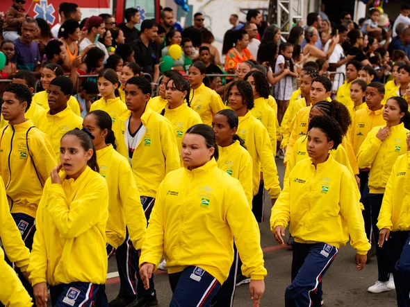 Desfile do 7 de Setembro na Avenida Beira-Mar, em Vitória por Fernando Madeira
