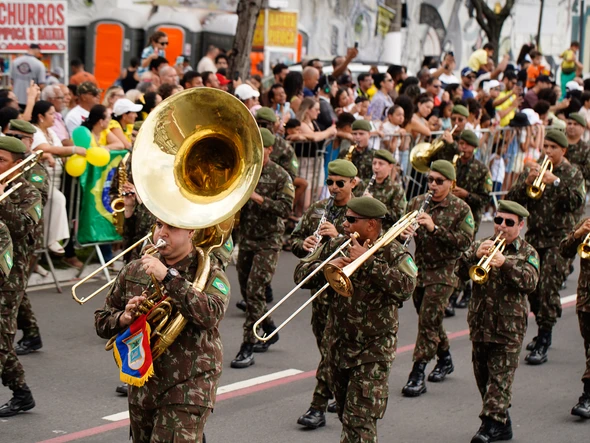 Desfile do 7 de Setembro na Avenida Beira-Mar, em Vitória por Fernando Madeira