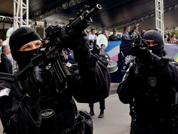 Desfile do 7 de Setembro na Avenida Beira-Mar, em Vitória por Fernando Madeira