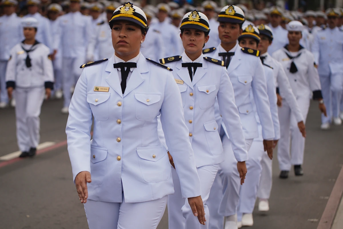 Desfile do 7 de Setembro na Avenida Beira-Mar, em Vitória por Fernando Madeira
