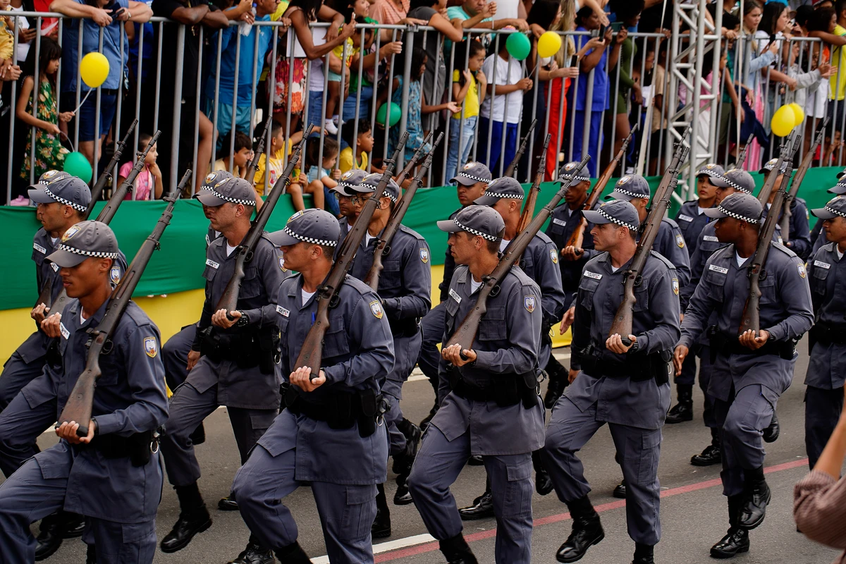 Desfile do 7 de Setembro na Avenida Beira-Mar, em Vitória por Fernando Madeira