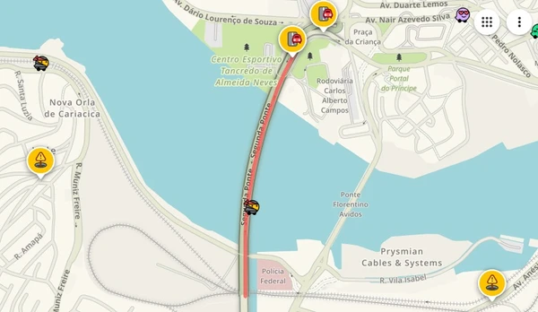 Trânsito complicado na Segunda Ponte, sentido Vitória