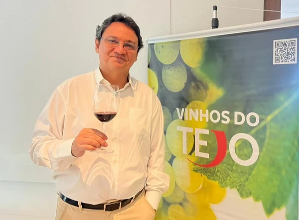 Marcelo Copello é jornalista especialista em vinhos . Crédito: divulgação