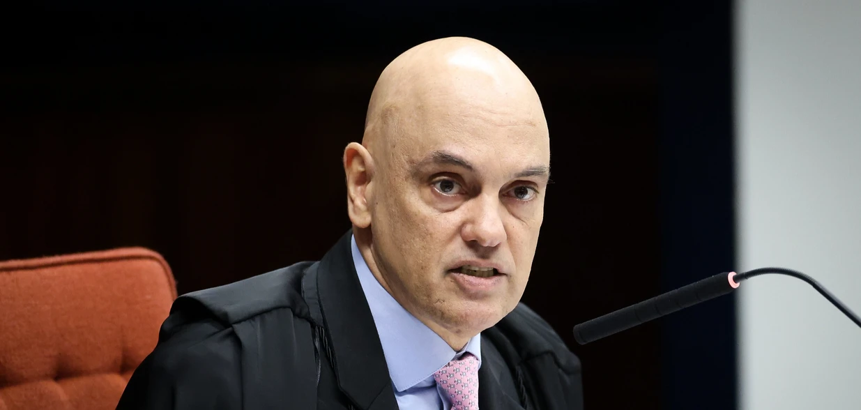 Arthur Santos de Souza é réu em ação penal em que é acusado pelo Ministério Público Federal de associação criminosa e incitação ao crime