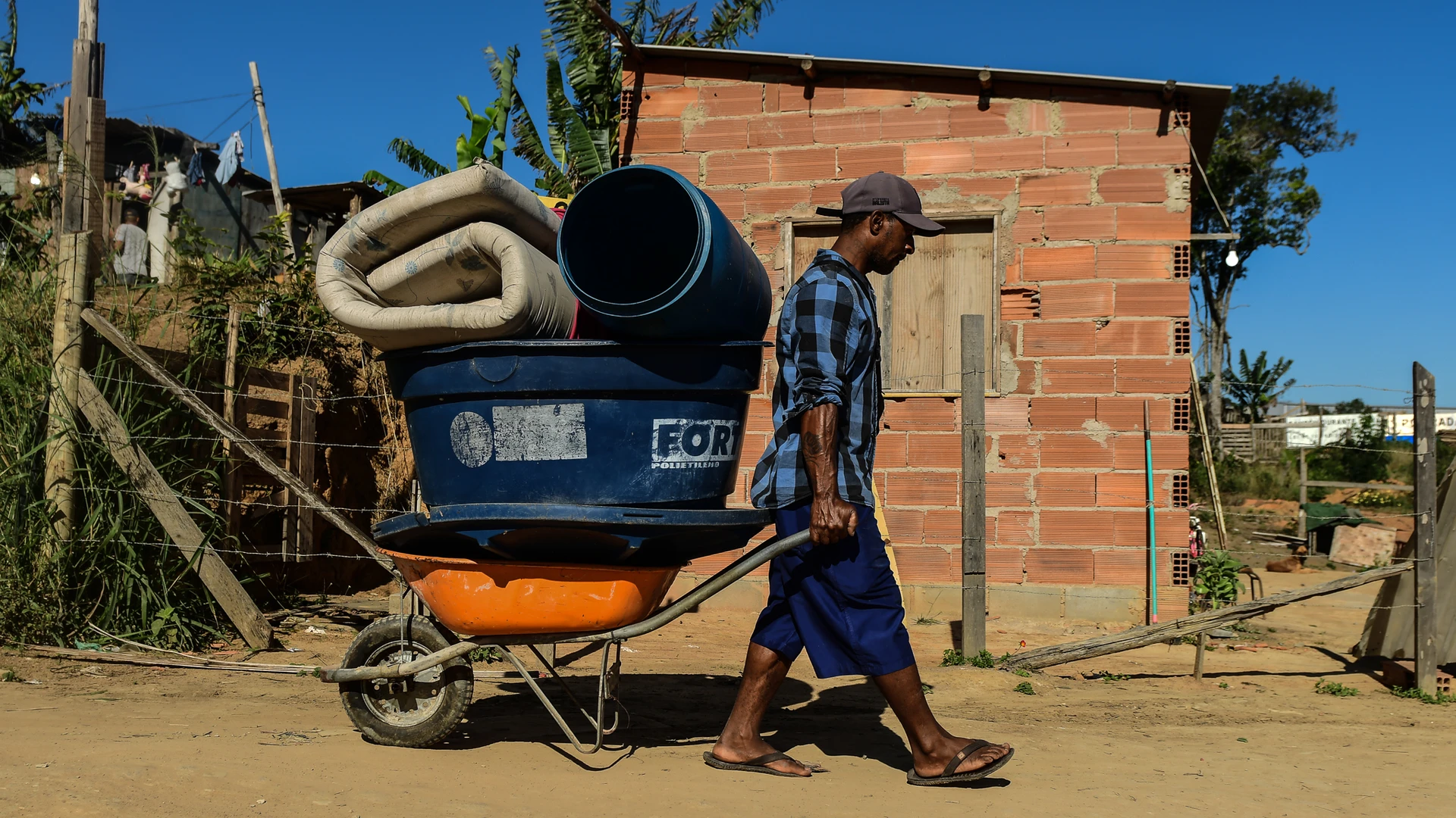 Reintegração de posse na Ocupação Vila Esperança