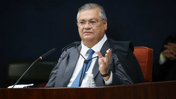 Ministro, no início de seu voto, afirmou que o julgamento da trama golpista não é contra as Forças Armadas, que precisam ser fortes e autônomas para garantir a soberania nacional