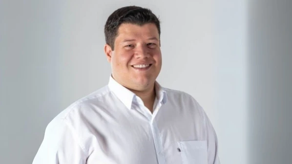 Político sofreu um infarto fulminante na terça-feira (9) e chegou a ser socorrido, mas não resistiu; Prefeitura de Castelo decretou luto e lamentou a perda de Rafael