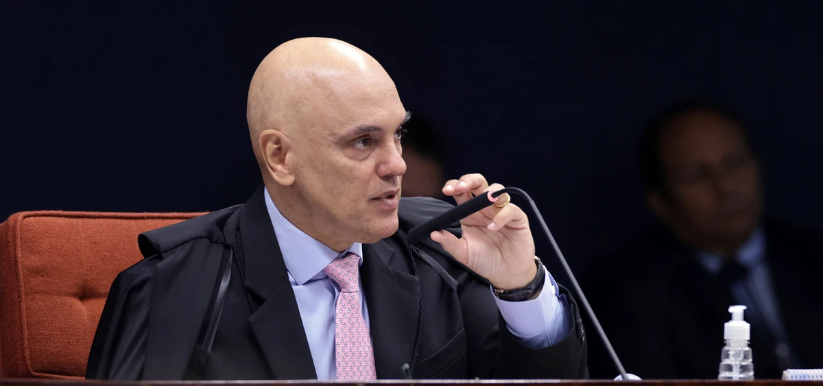 Ministro Alexandre de Moraes durante julgamento de Bolsonaro no STF