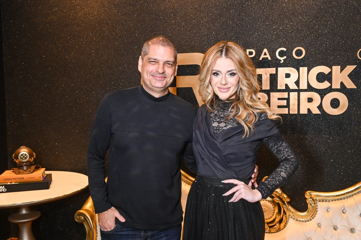 Patrick Ribeiro e a cantora Stephanie Lii