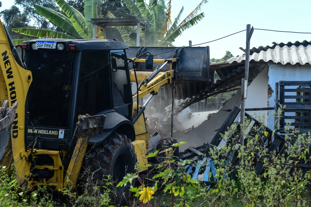 Reintegração de posse na Ocupação Vila Esperança