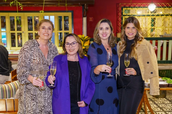 Tatiana Puppim, Lilia Mello, Roberta Girelli e Alline Passamani
