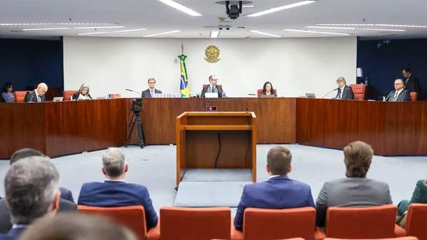 A vaga aberta no STF deve ser ocupada por quem reúna não apenas prestígio, mas conhecimento jurídico excepcional — como determina a Constituição
