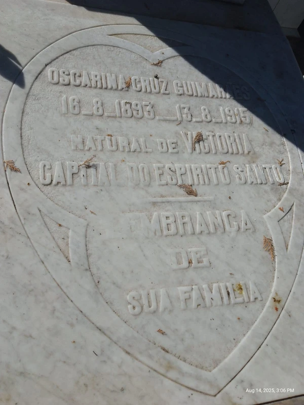 Túmulo de Oscarina em São José dos Camps (SP)