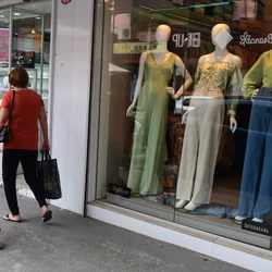 Serviços essenciais funcionarão em todos os municípios da Região Metropolitana; supermercados, comércio de rua e shoppings terão horários especiais