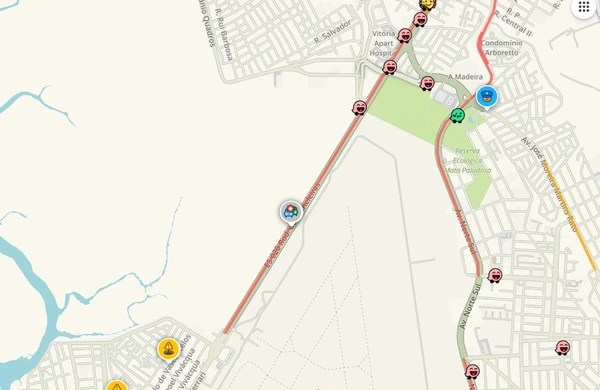 Congestionamento registrado no Waze