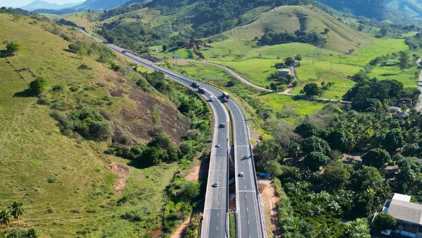Entre janeiro e dezembro, a rodovia registrou 4.031 acidentes, que resultaram em 129 mortes e deixaram 2.281 pessoas feridas
