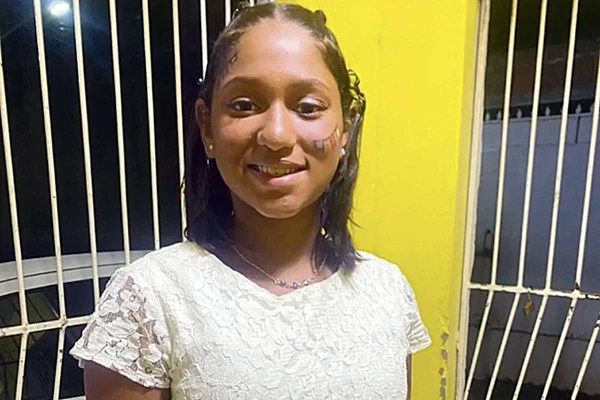 Alícia Valentina, de 11 anos, que morreu após ser agredida por colegas na Escola Municipal Tia Zita, em Belém do São Francisco, no Sertão de Pernambuco, e foi enterrada na quarta-feira (10) 