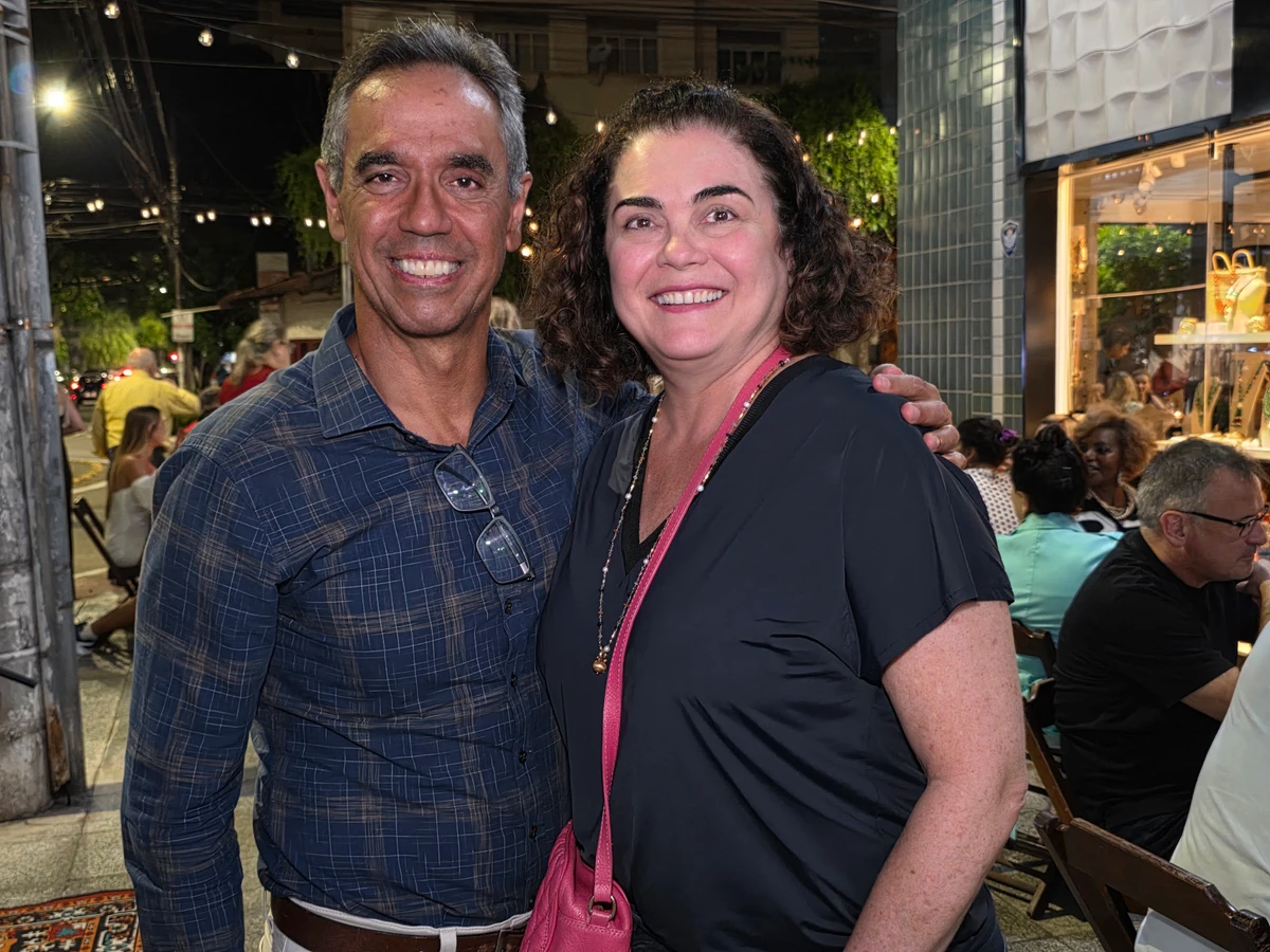 Cesinha e Adriana Saade