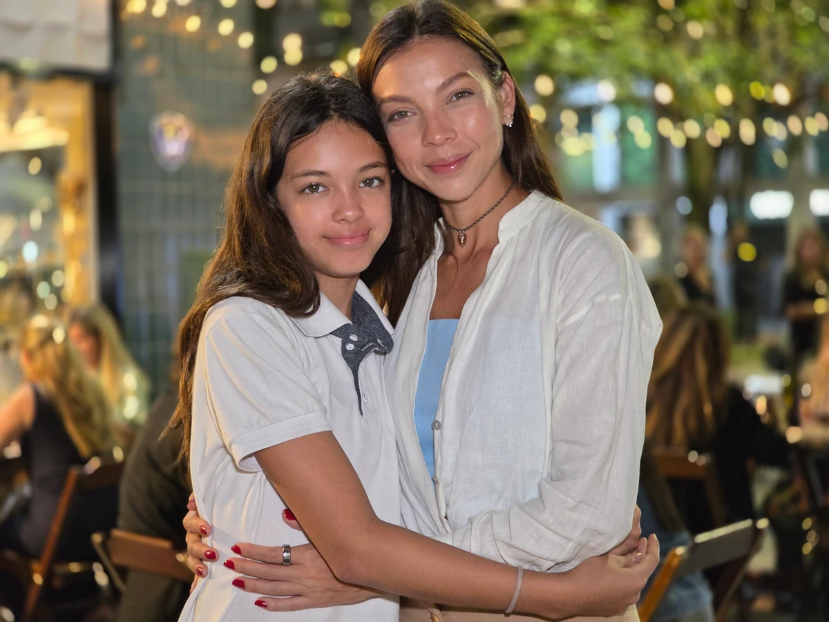 Laura e Mariana Clark