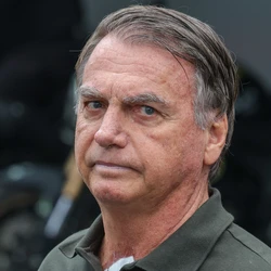 Ministro permitiu que a mulher de Bolsonaro, Michelle, seja acompanhante; demais visitas precisarão pedir autorização prévia