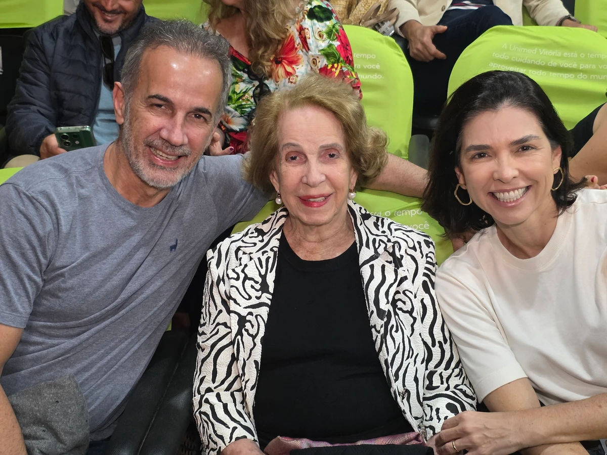 Jose Eduardo Ribeiro Filho , Maria Angelica e Paula Castello