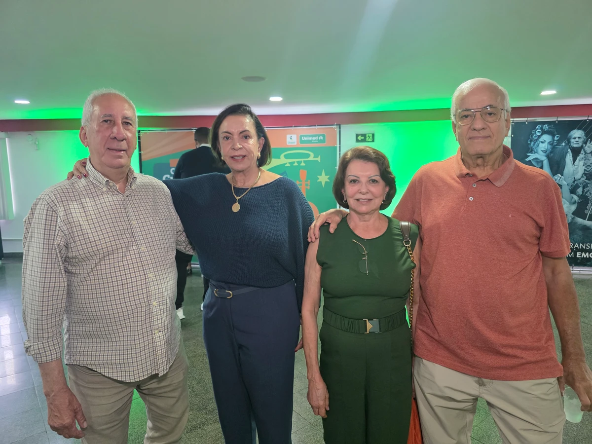 Paulo Tarcisio e Nelza Lopes e Aline Lourenço e Carlos Roberto Lourenço
