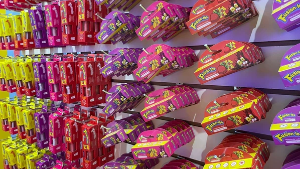 O evento começou nesta terça (16) no Pavilhão de Carapina, na Serra, e vai até quinta-feira (18), trazendo lançamentos para as redes de supermercados