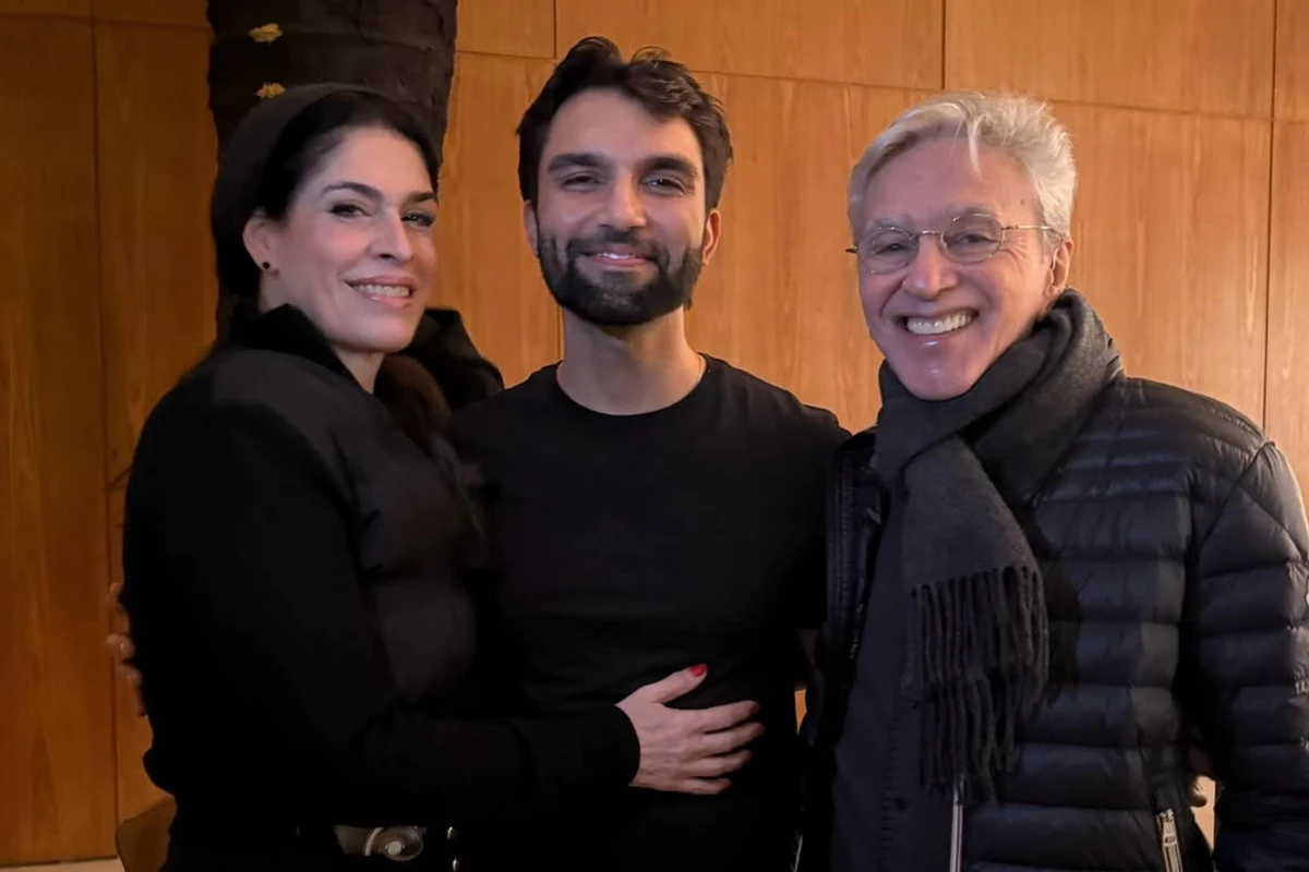 Silva posa com Caetano Veloso e Paula Lavigne