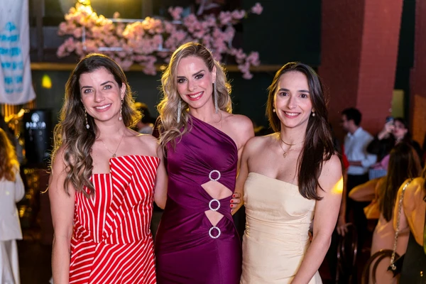 Carolina Saitt, Flávia Mendonça e Maria Hortência