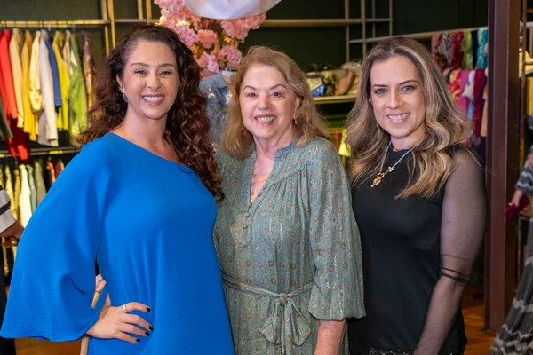 Marianne Assbu, Cida Assbu e Gisele Almeida