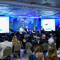 Evento Talk Imóveis 2025, realizado por A Gazeta, discutiu sobre desafios e as transformações para que incorporadoras acessem o mercado de capitais e também abordou temas como verticalização, novas tecnologias e futuro da corretagem