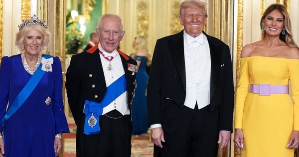 Presidente americano nutre grande admiração pela família real desde garoto, fortemente influenciado por sua mãe, de origem escocesa.