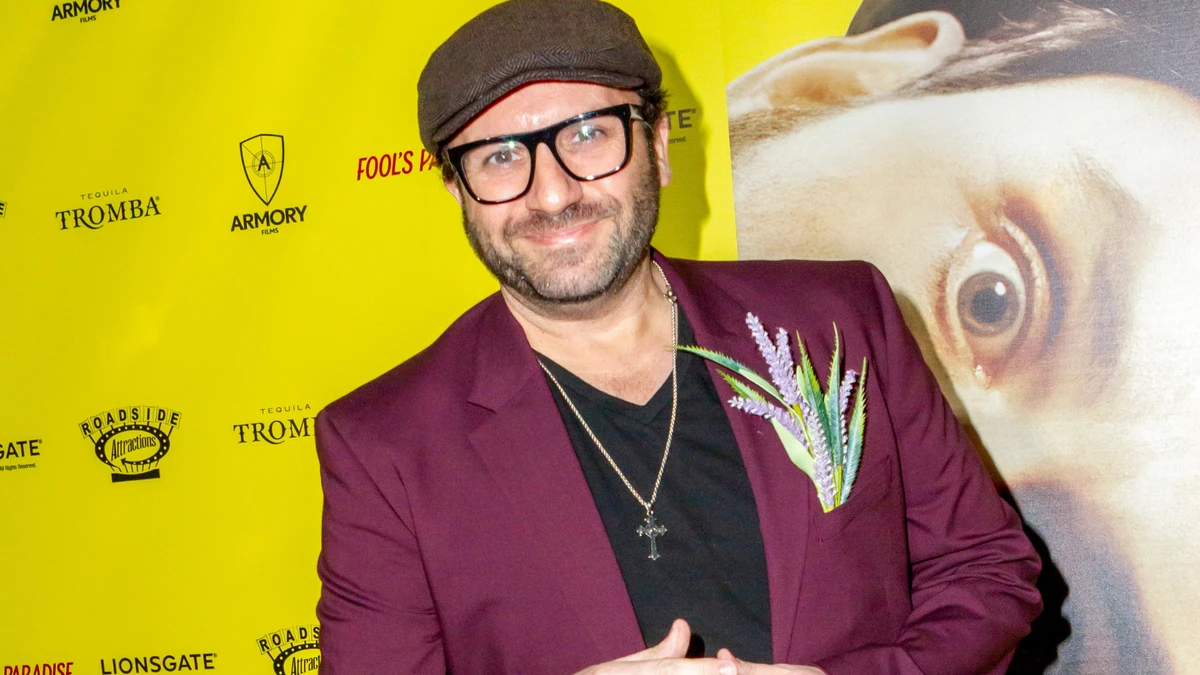 Ator de 'Grey's Anatomy' e 'Jurassic Park' morre em acidente de carro em LA