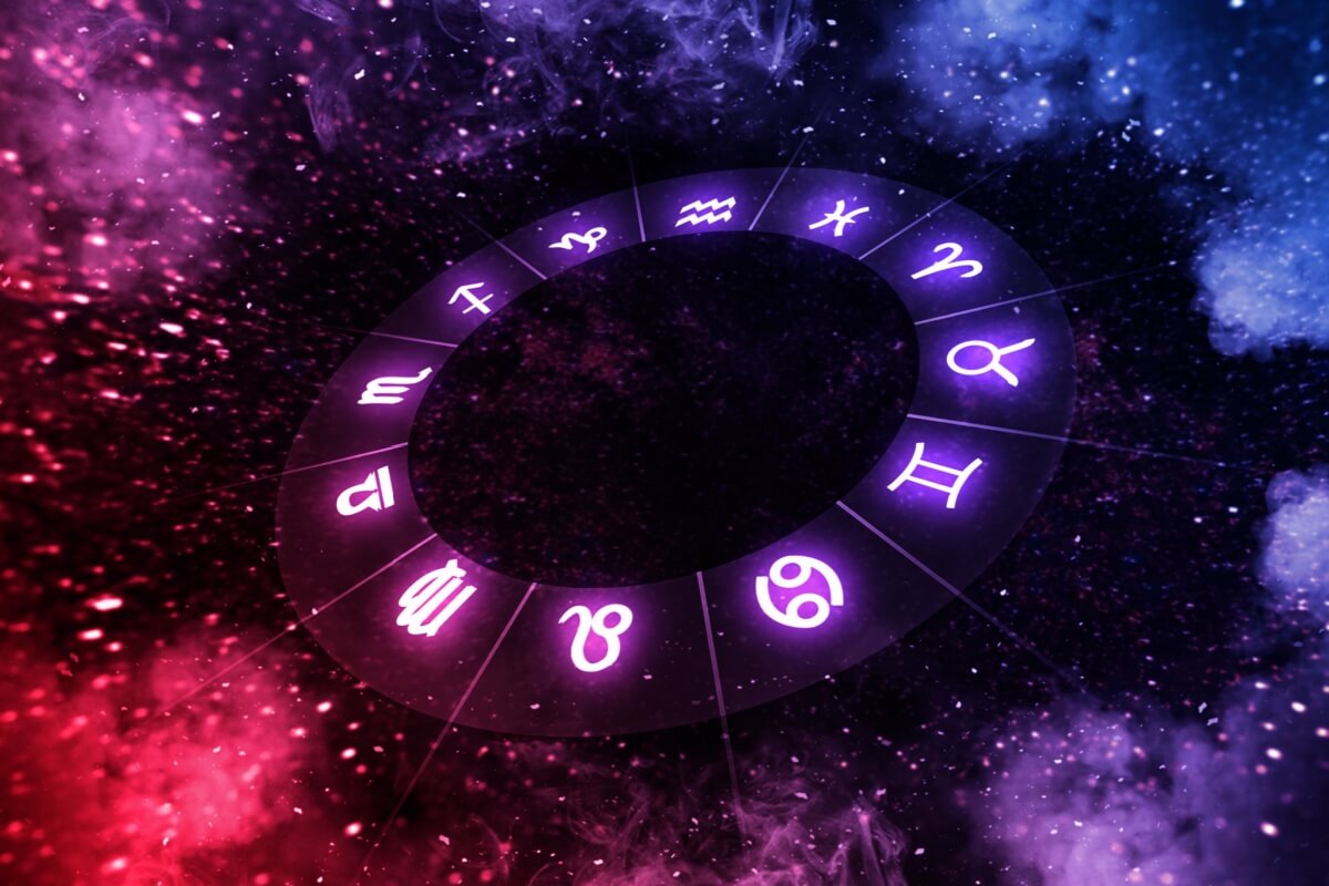 O dia será de expressão pessoal e aprofundamento emocional para os nativos (Imagem:  Miha Creative | Shutterstock) 