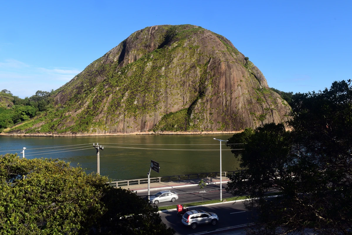Entrada da Bahia de VItória vista do terraço da antiga sede do Saldanha da Gama por Carlos Alberto Silva