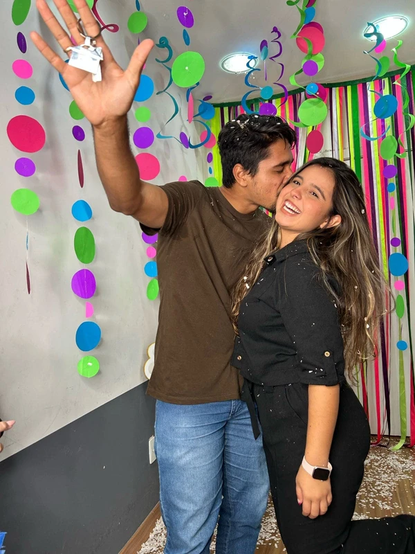 : Luana e o marido, Arthur, contam que conseguiram comprar o imóvel por causa das condições especiais de financiamento do programa 
