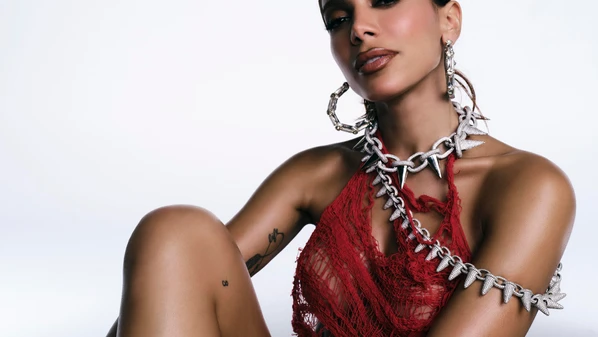 Cantora participou de uma oficina no Estrela da Casa e falou sobre como funciona o uso dos fones de retorno nos shows