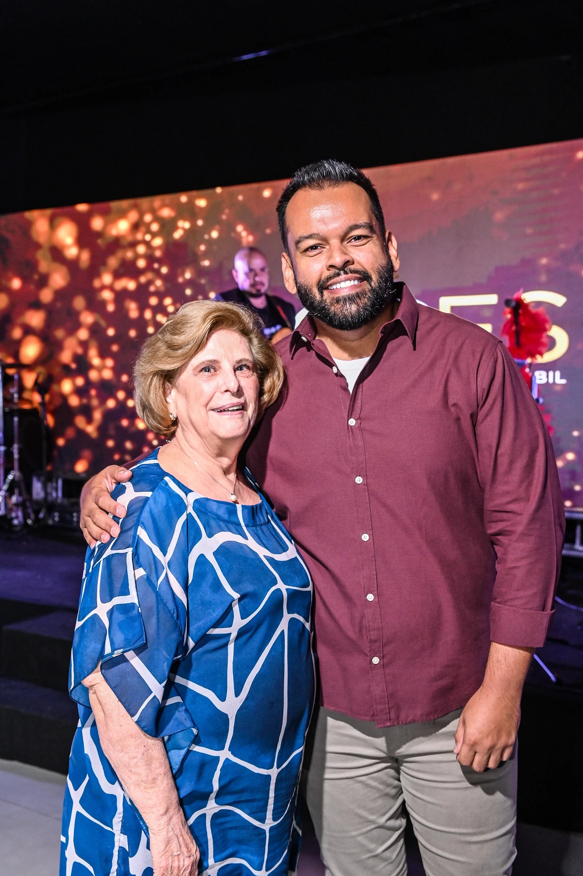 Elvira Altoé e Elton Ribeiro