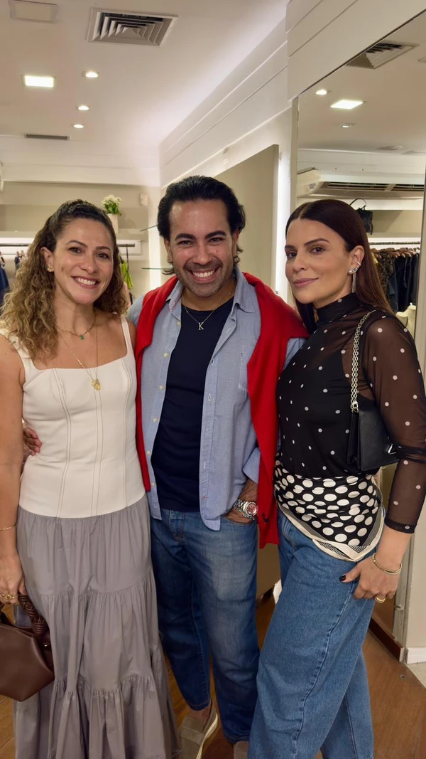 Flávia Modenesi, Kaiky Plaster e Larissa Pretti