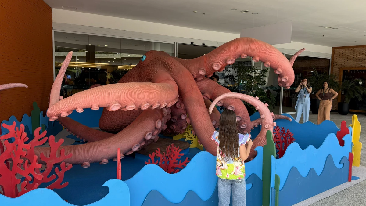 Instalações da exposição "O Fantástico Mundo Marinho" por Mariane Gonçalves/ Shopping Praia da Costa