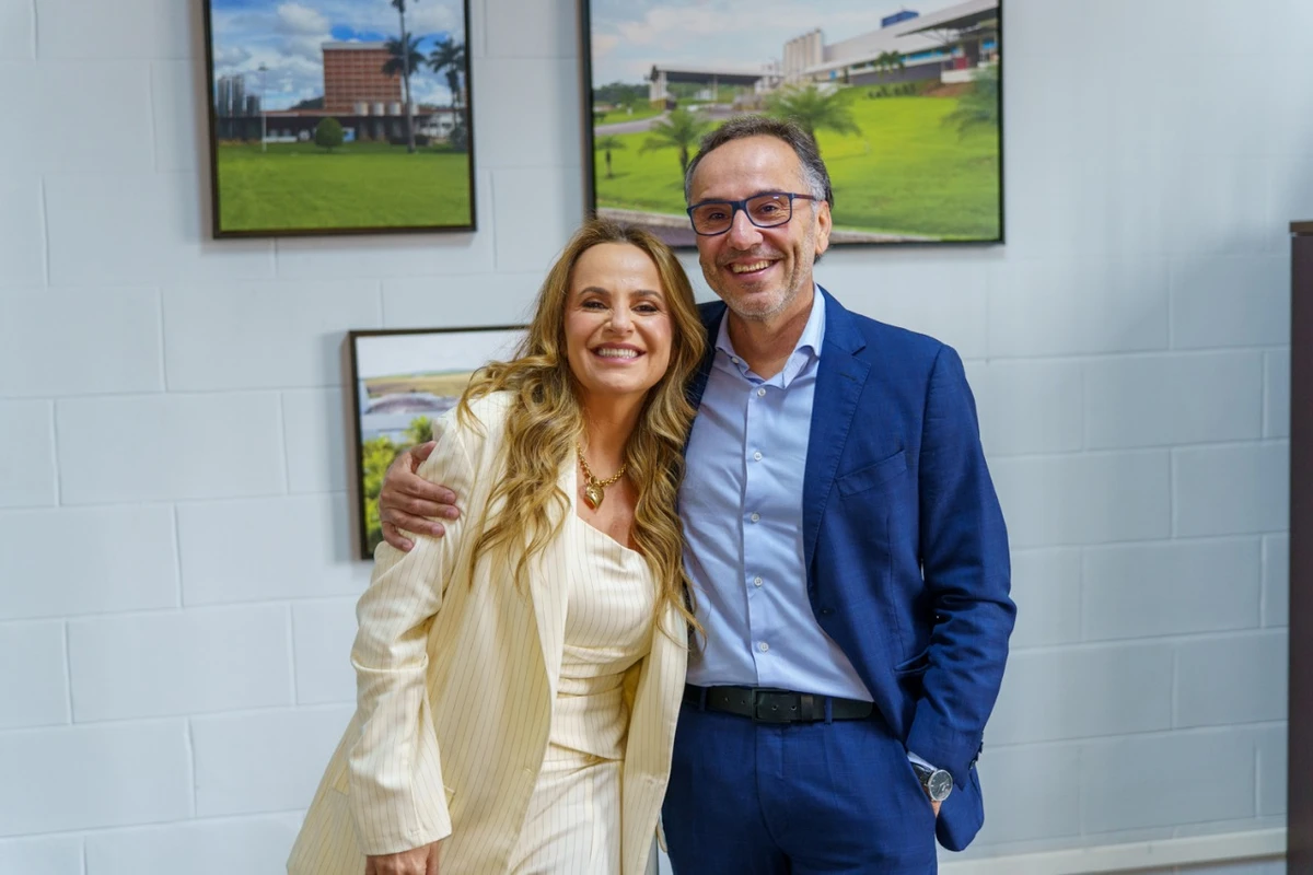 Os irmãos Cláudio e Daniela Rezende