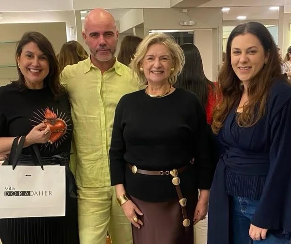 Renata Rasseli, Lhoraine Pirola, Gracinha Nader e Laura Daher