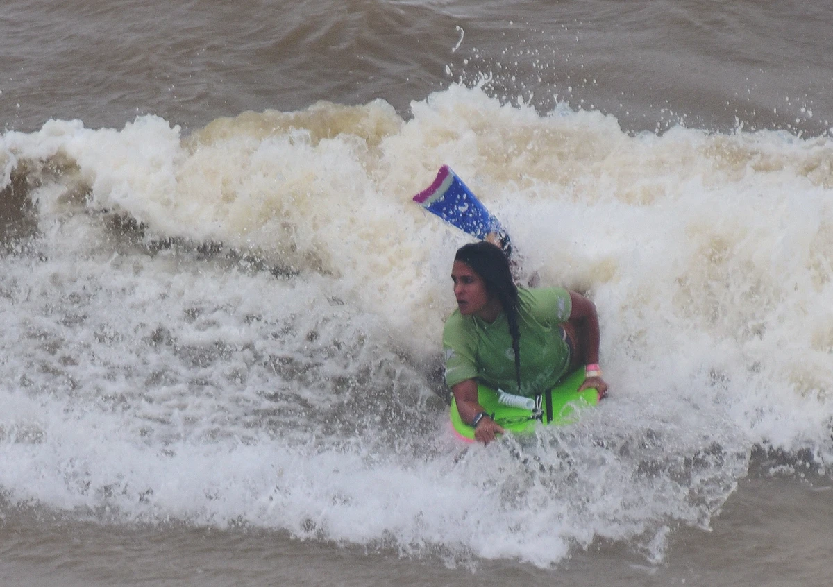 Luna Hardman ganha Mundial de Bodyboarding  em Jacaraípe, Serra por Carlos Alberto Silva